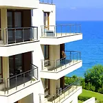 клиф - Byala Cliff Apartman *